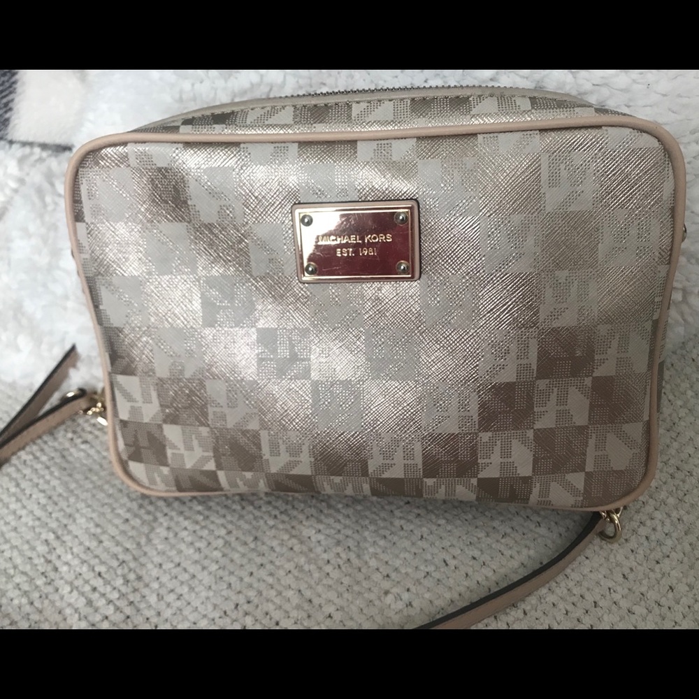 SOLD Michael Kors Crossbody